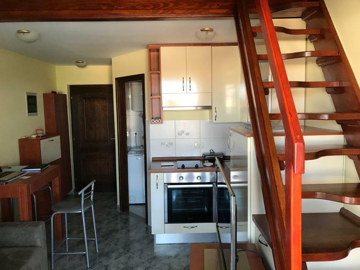Studio Apartman Lorenzo Umago Esterno foto